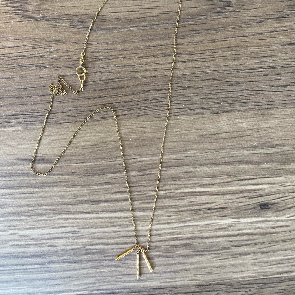 Gold dog eared necklace